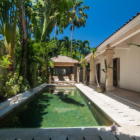 Bali Holiday Villas - La Playa スミニャック エクステリア 写真